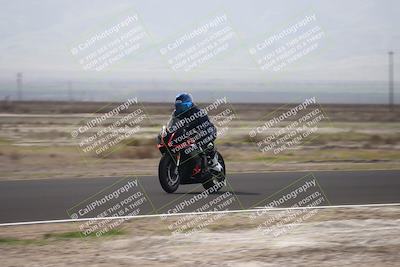 media/Feb-15-2025-TrackDaz (Sat) [[1e057f4b71]]/Group B/Front Straight/